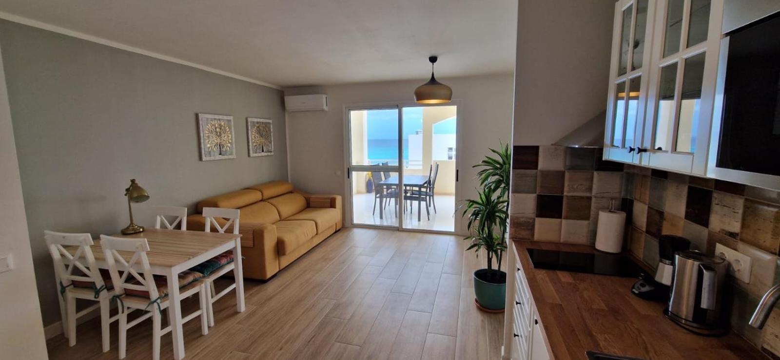 Blue Lagoon Apartment Коста Калма Экстерьер фото