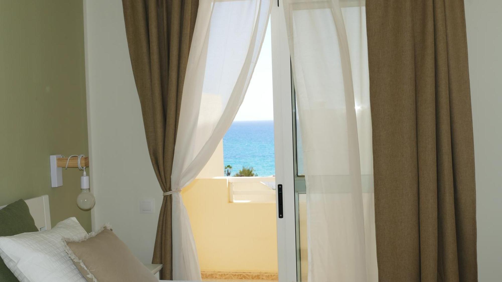 Blue Lagoon Apartment Коста Калма Экстерьер фото
